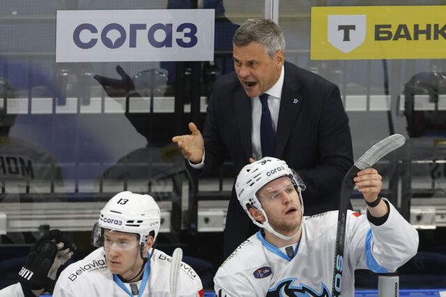kvartalnov-prokommentiroval-sluhi-chto-on-vozglavit-lokomotiv-v-sleduyuschem-sezone_1769702059942448558
