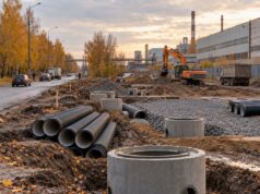 Семь колодцев и 200 метров труб: что делают на новой парковке в Рыбинске